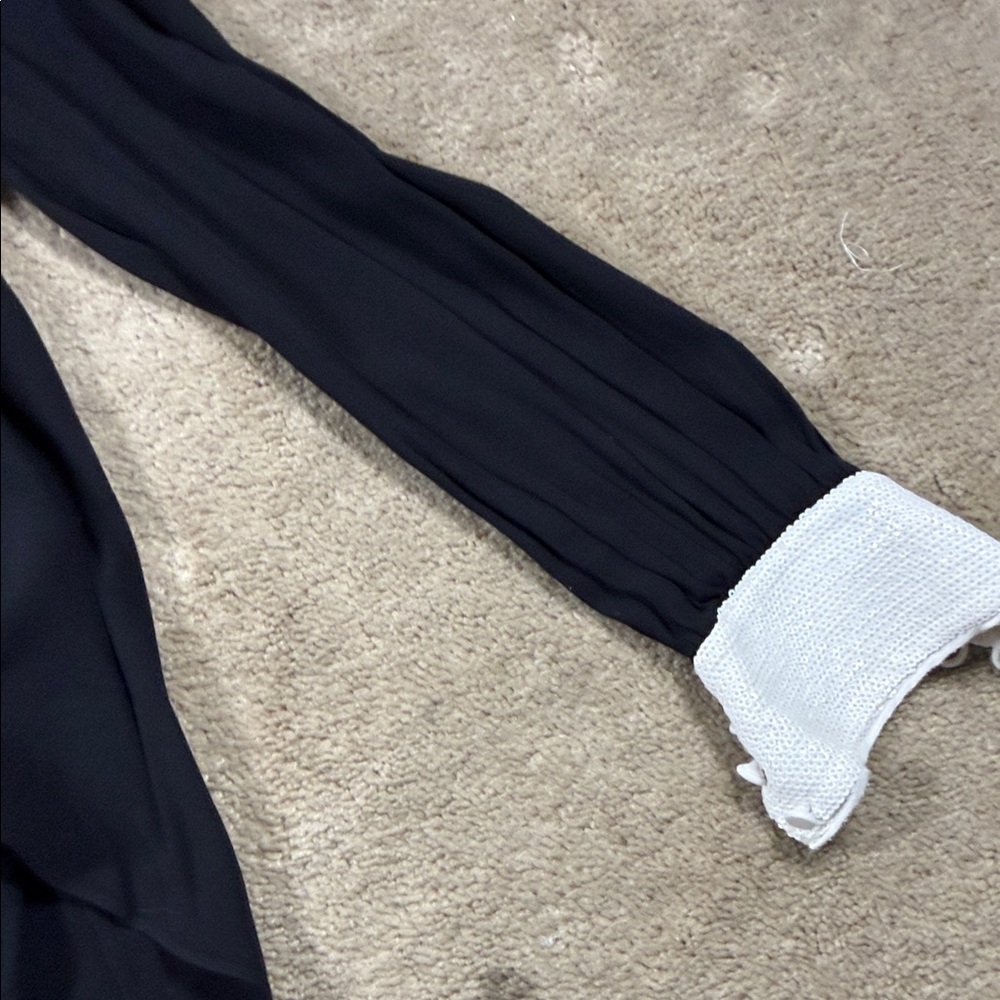 Rachel Zoe Black Blouse with White Trim - Picture 3 of 8